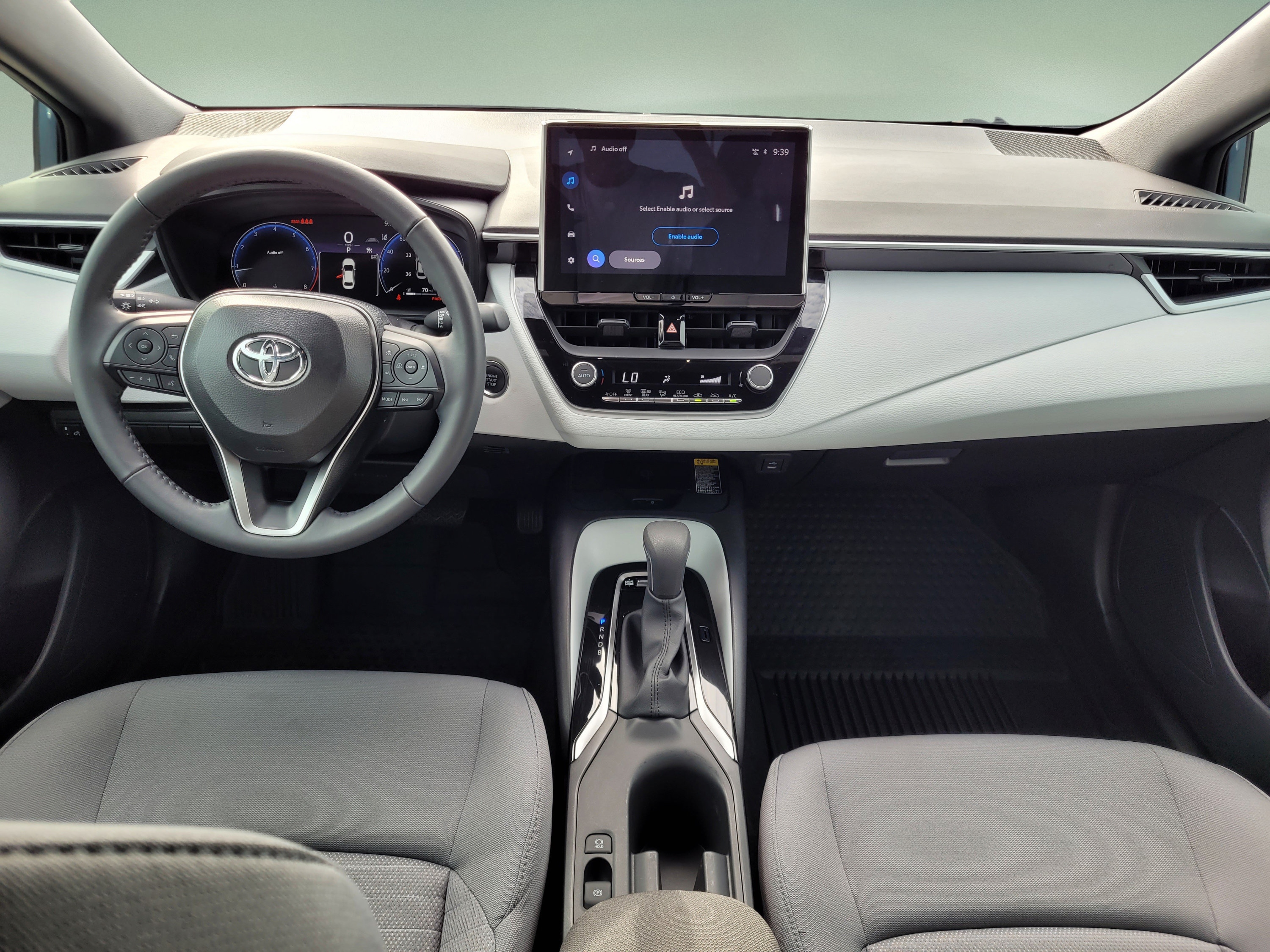 Used 2026 Toyota Corolla SE w/ SE Package FWD image 15