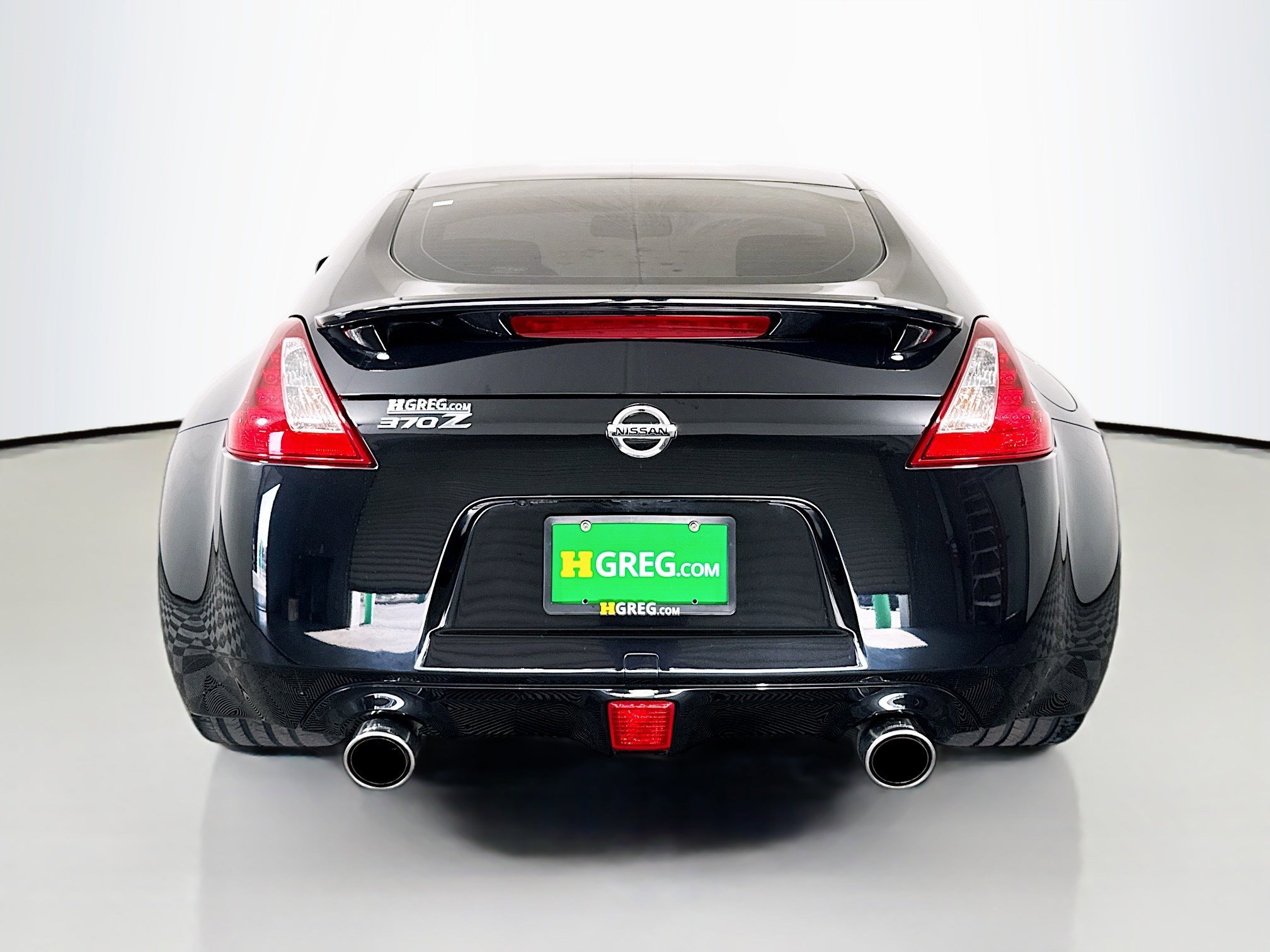 Used 2020 Nissan 370Z Coupe RWD image 8