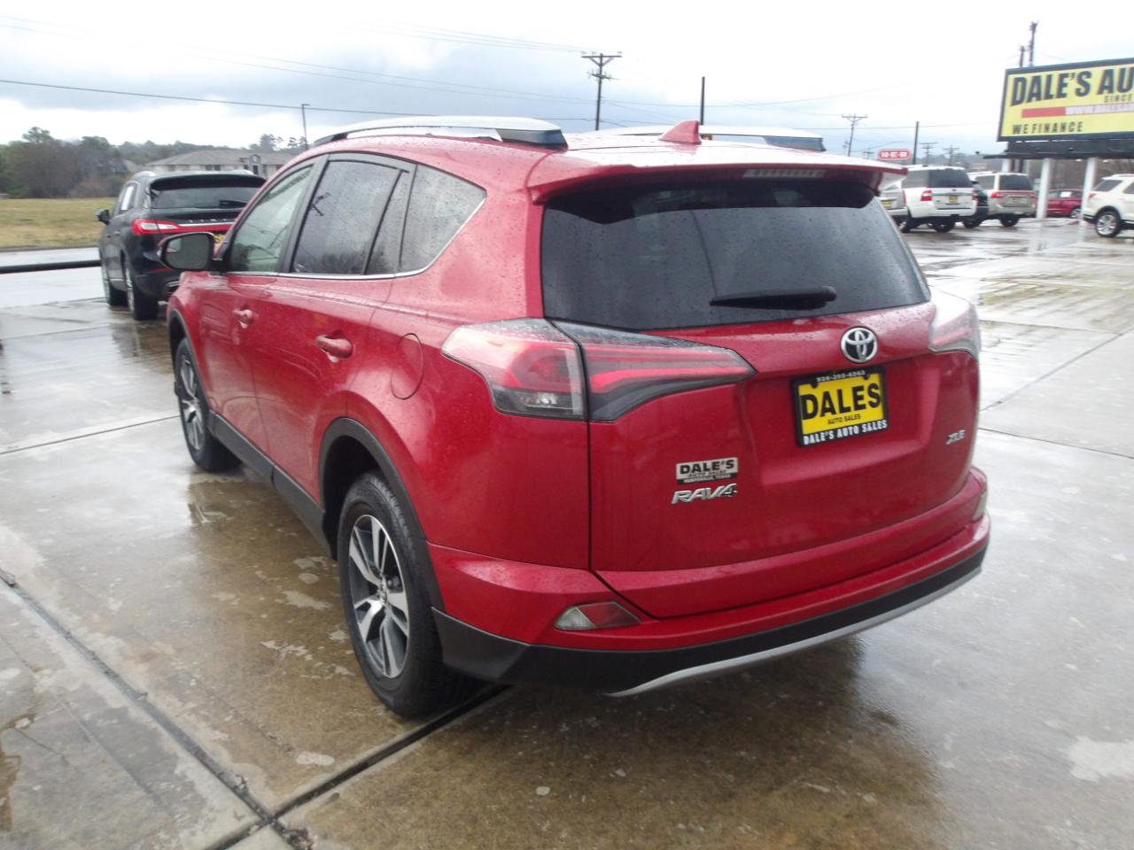Used 2017 Toyota RAV4 XLE w/ Plus Special Value Package FWD image 14