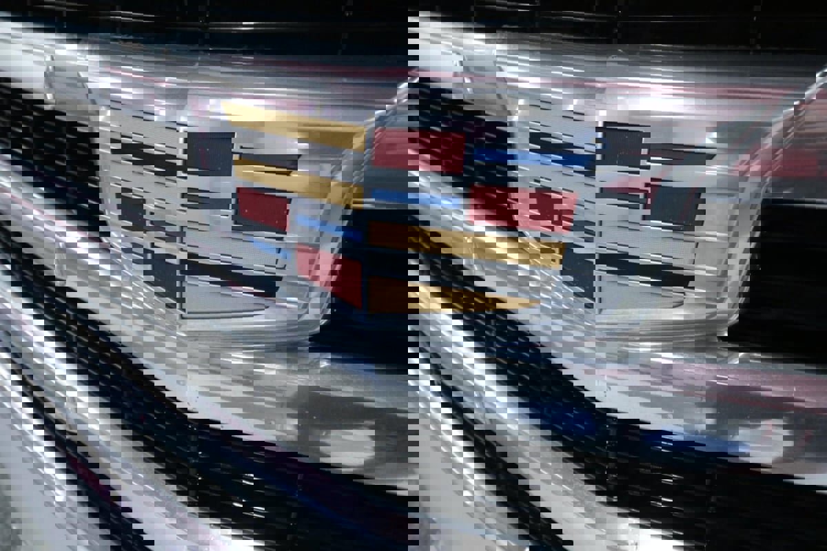 Used 2019 Cadillac Escalade ESV Premium Luxury image 38