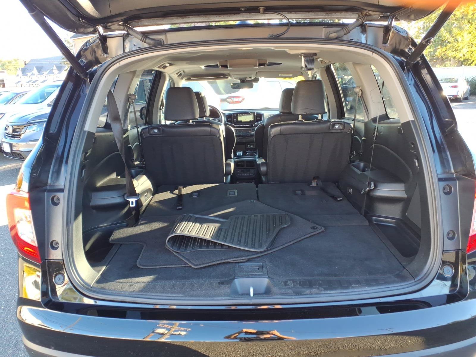 Certified 2021 Honda Pilot Touring image 13