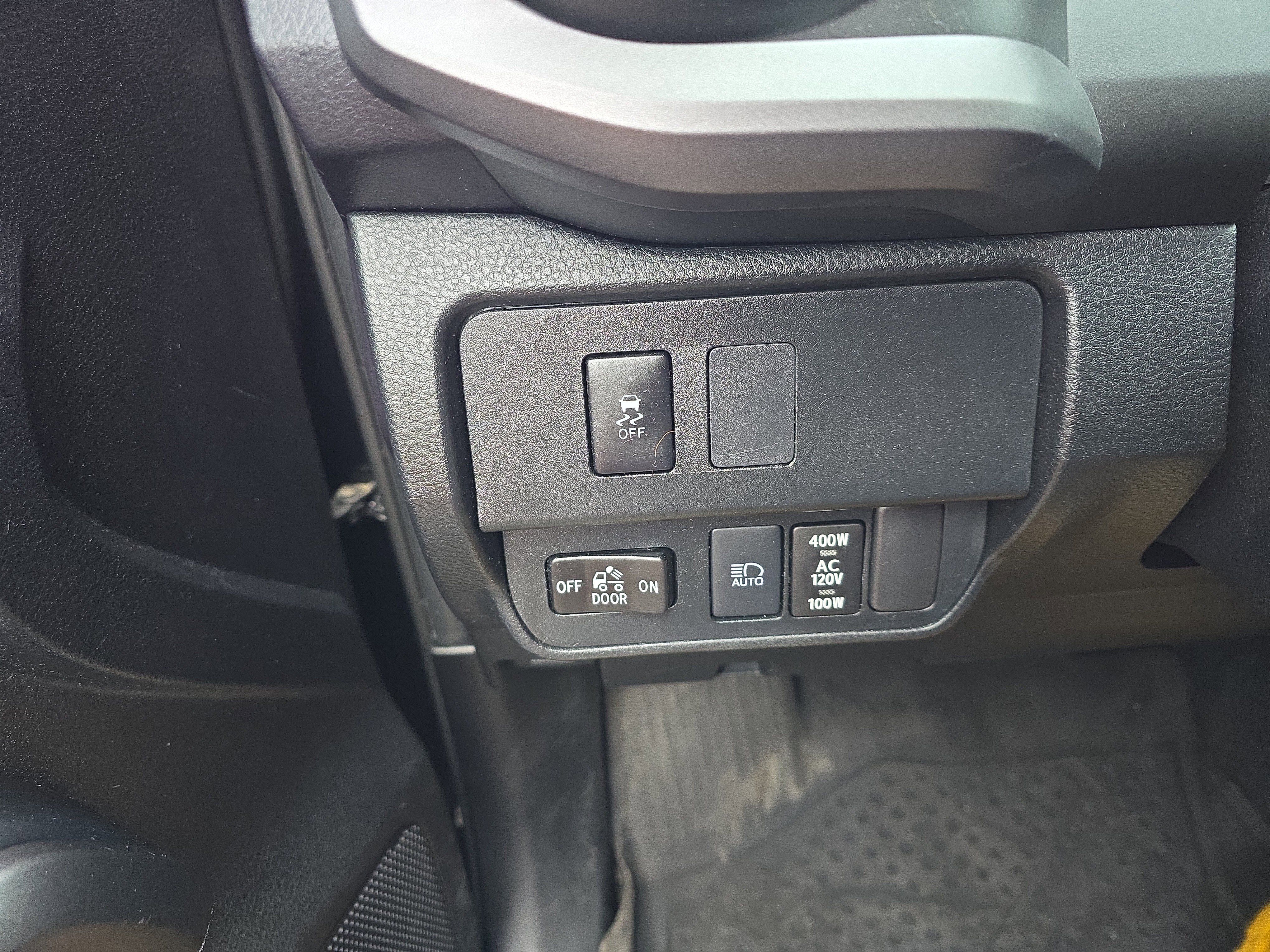 Used 2021 Toyota Tacoma TRD Off-Road w/ Blackout Package (TMS) AWD/4WD image 20