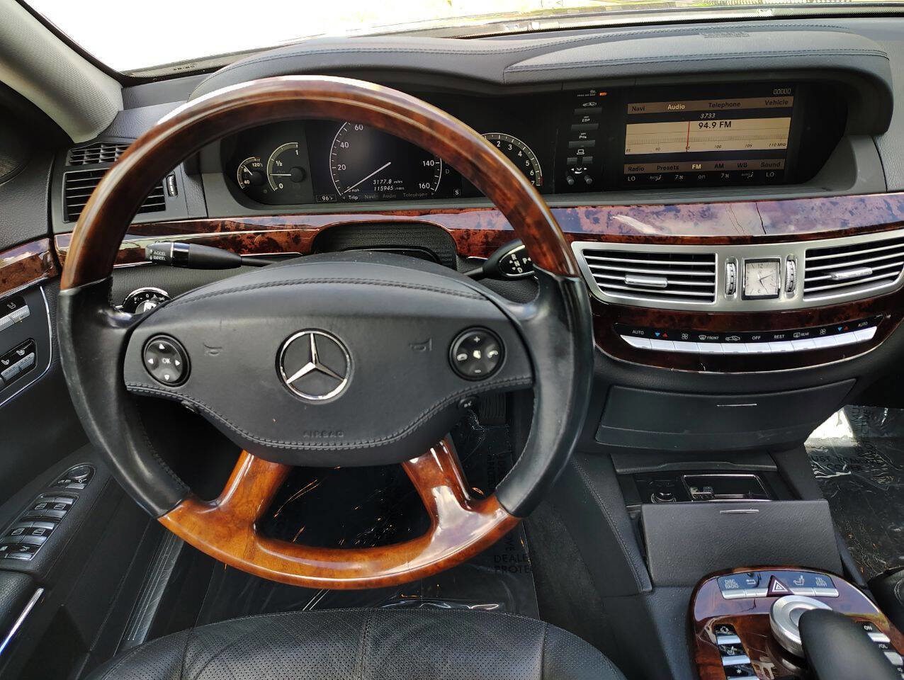 Used 2007 Mercedes-Benz S 550 image 19