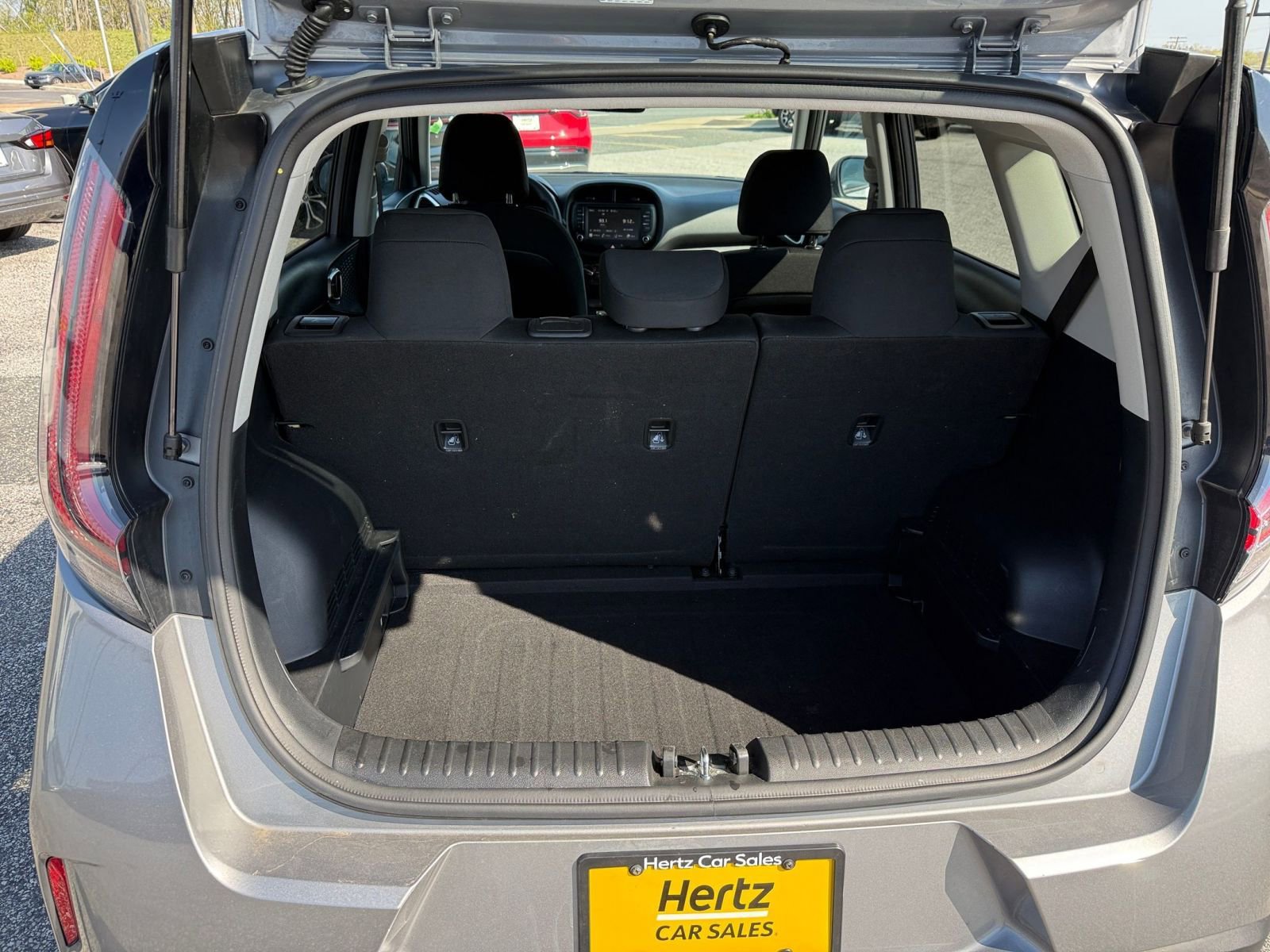 Used 2025 Kia Soul LX w/ LX Technology Package image 31