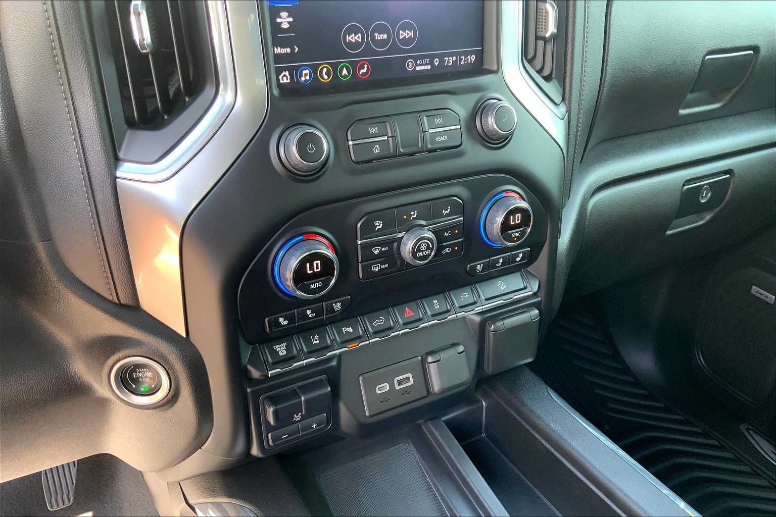 Used 2022 Chevrolet Silverado 2500 LTZ w/ LTZ Plus Package AWD/4WD image 31