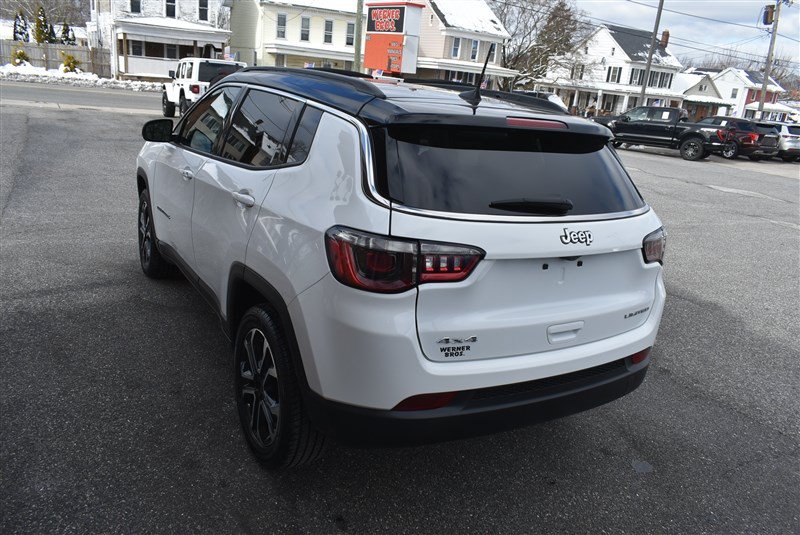 Used 2022 Jeep Compass Limited w/ Sun and Sound Group AWD/4WD image 6
