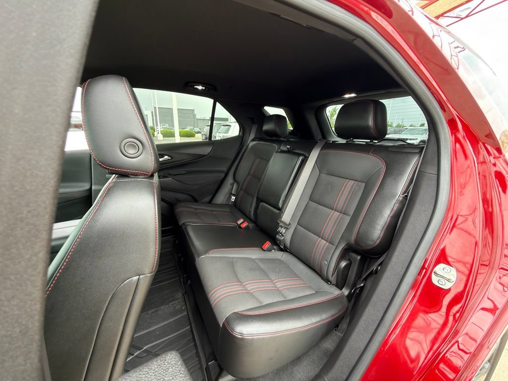 Used 2024 Chevrolet Equinox RS w/ LPO, Floor Liner Package FWD image 25