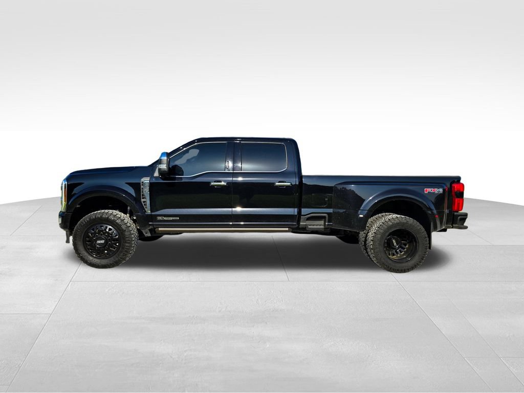 Used 2024 Ford F450 Platinum w/ FX4 Off-Road Package AWD/4WD image 18