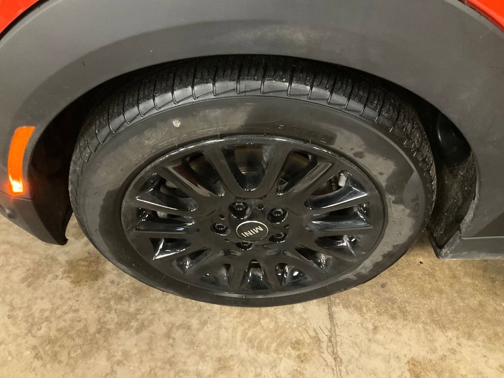 Used 2021 MINI Cooper S w/ Driver Assistance Package image 27