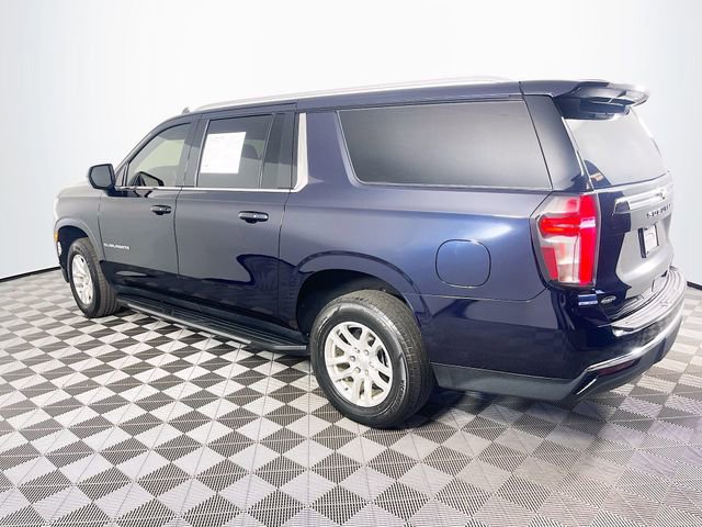 Used 2022 Chevrolet Suburban LT AWD/4WD image 7