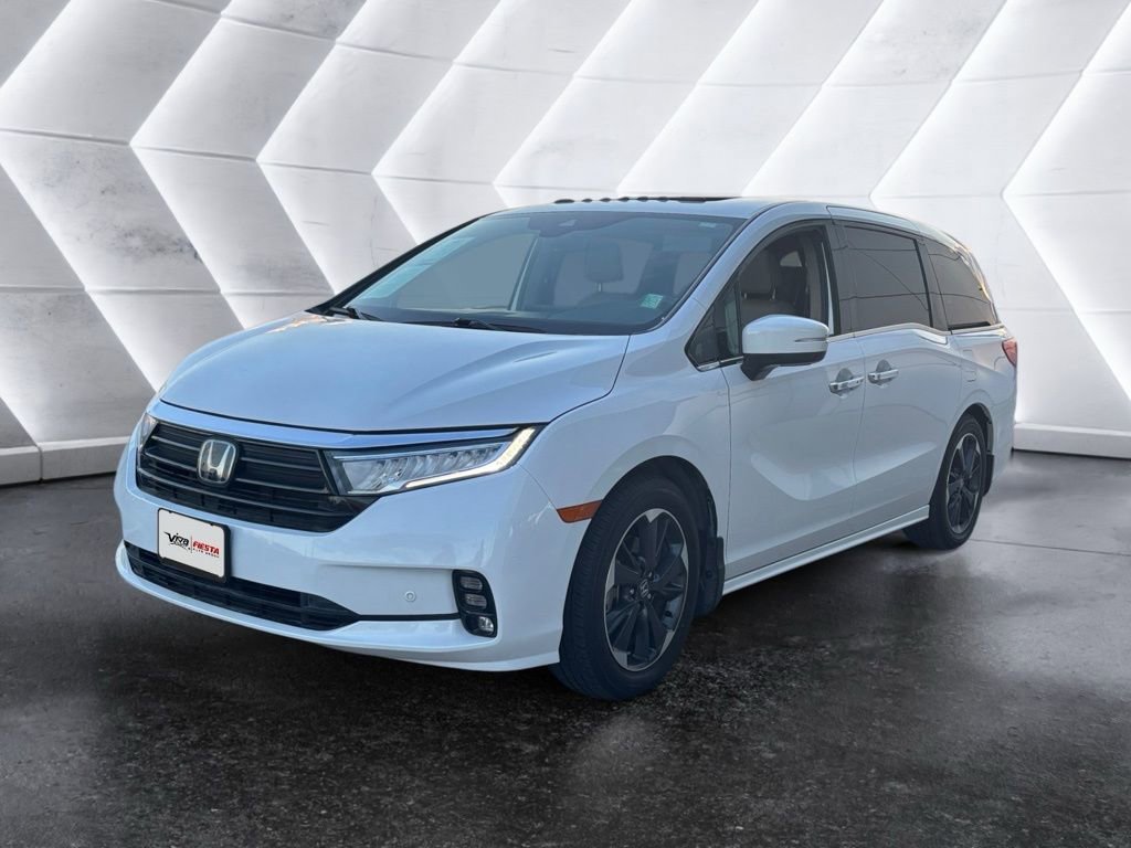 Used 2024 Honda Odyssey Elite image 2