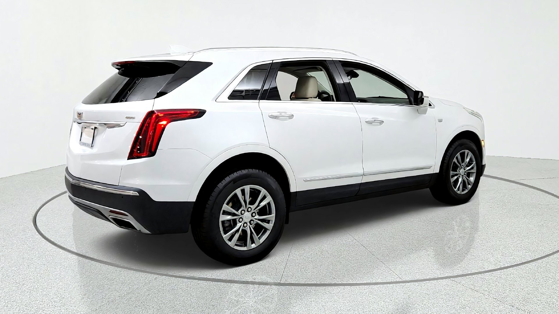 Used 2023 Cadillac XT5 Premium Luxury FWD image 5