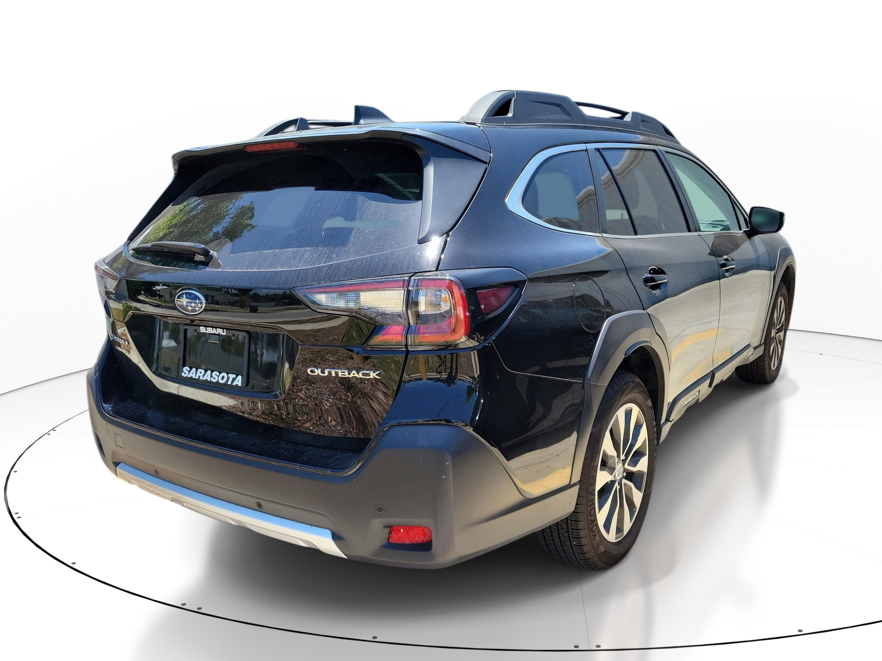 Used 2025 Subaru Outback Limited AWD/4WD image 6