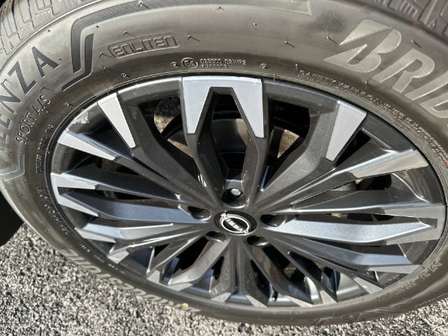 New 2026 Nissan Rogue Platinum w/ Platinum Premium Package AWD/4WD image 28