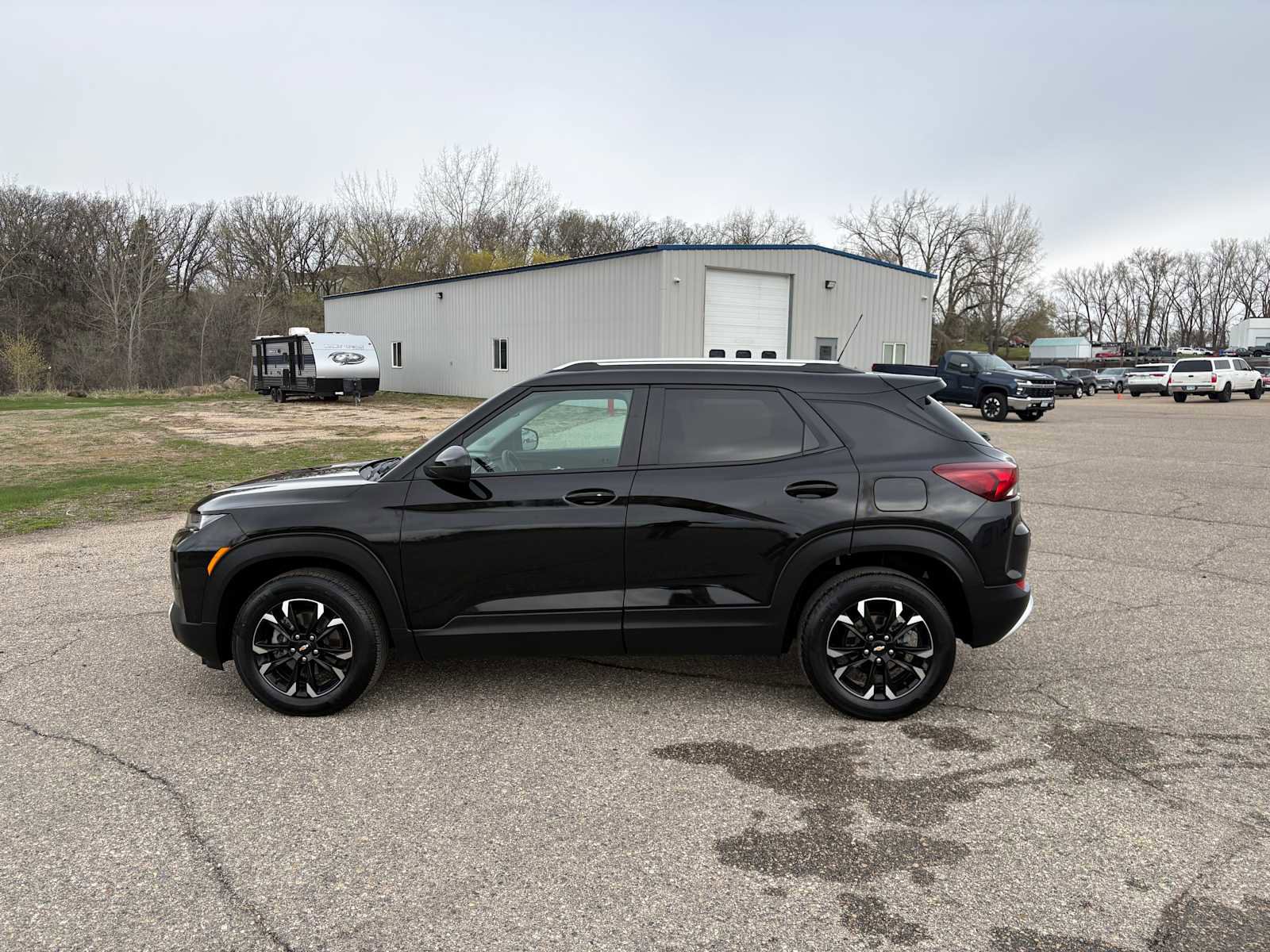 Used 2023 Chevrolet TrailBlazer LT w/ Convenience Package AWD/4WD image 6
