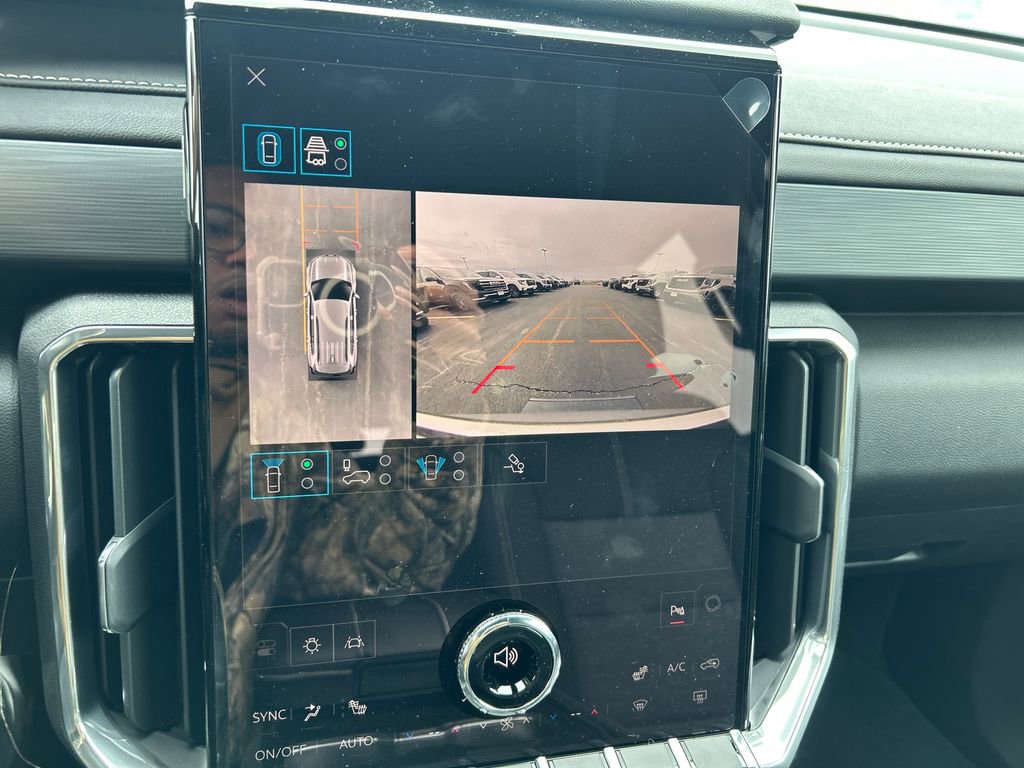 New 2026 GMC Acadia Elevation image 28