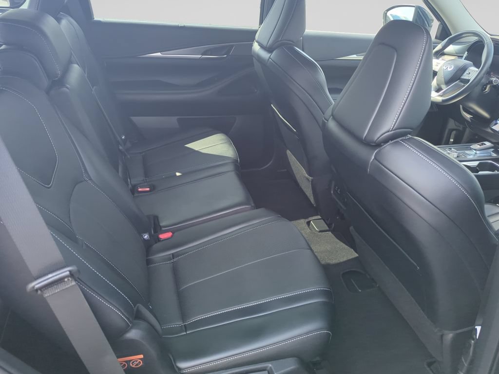 Used 2023 INFINITI QX60 Luxe w/ Cargo Package AWD/4WD image 18