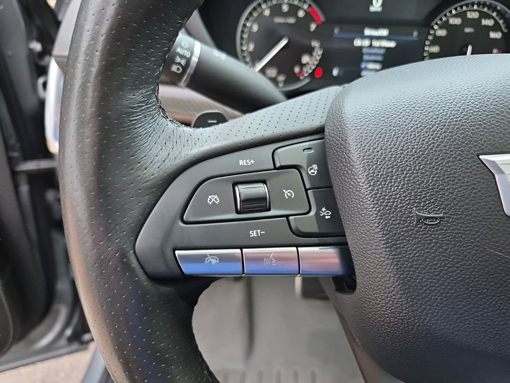 Used 2023 Cadillac XT4 Sport image 33