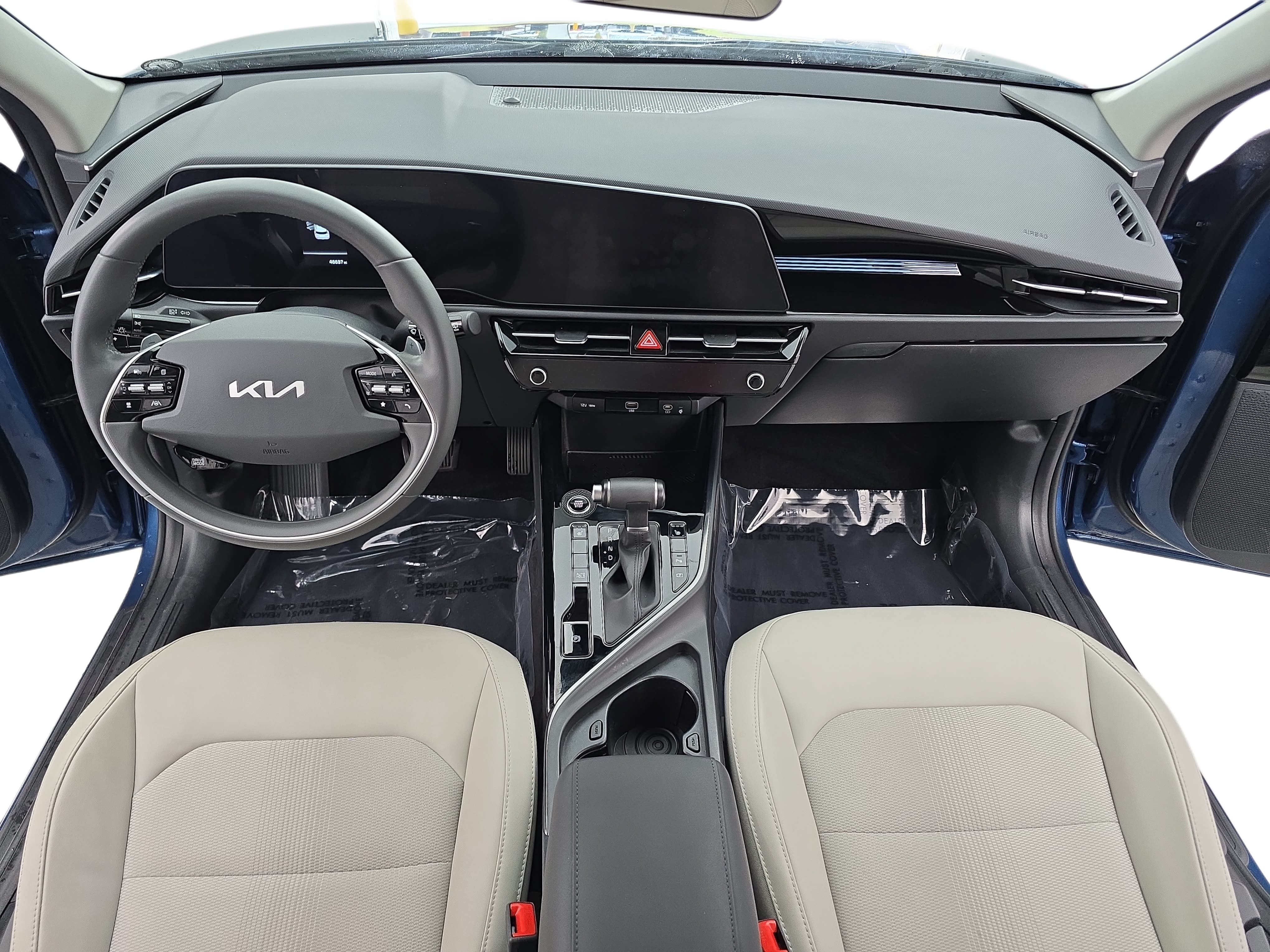 Used 2023 Kia Niro EX FWD image 9