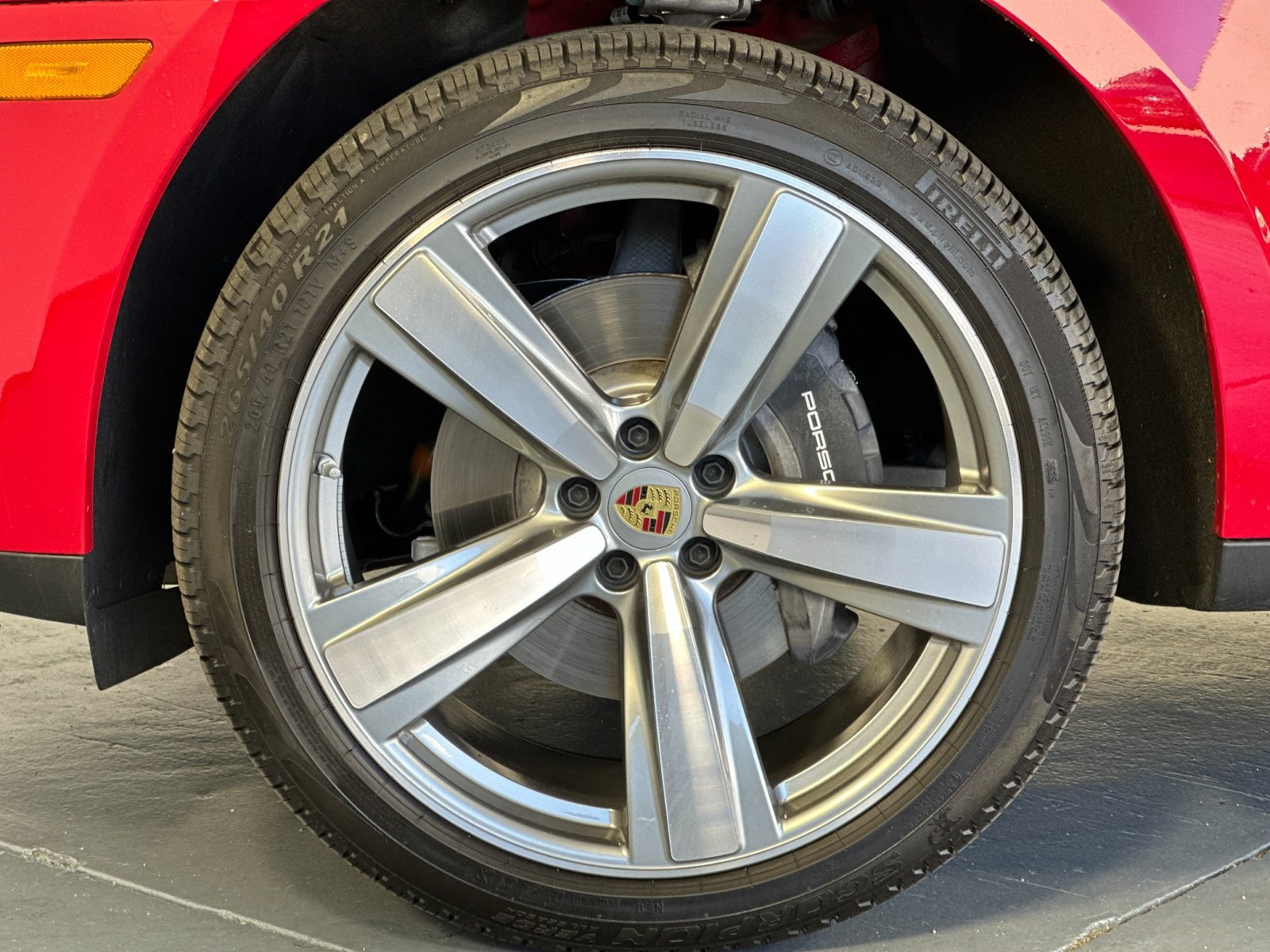 Certified 2026 Porsche Macan AWD/4WD image 32