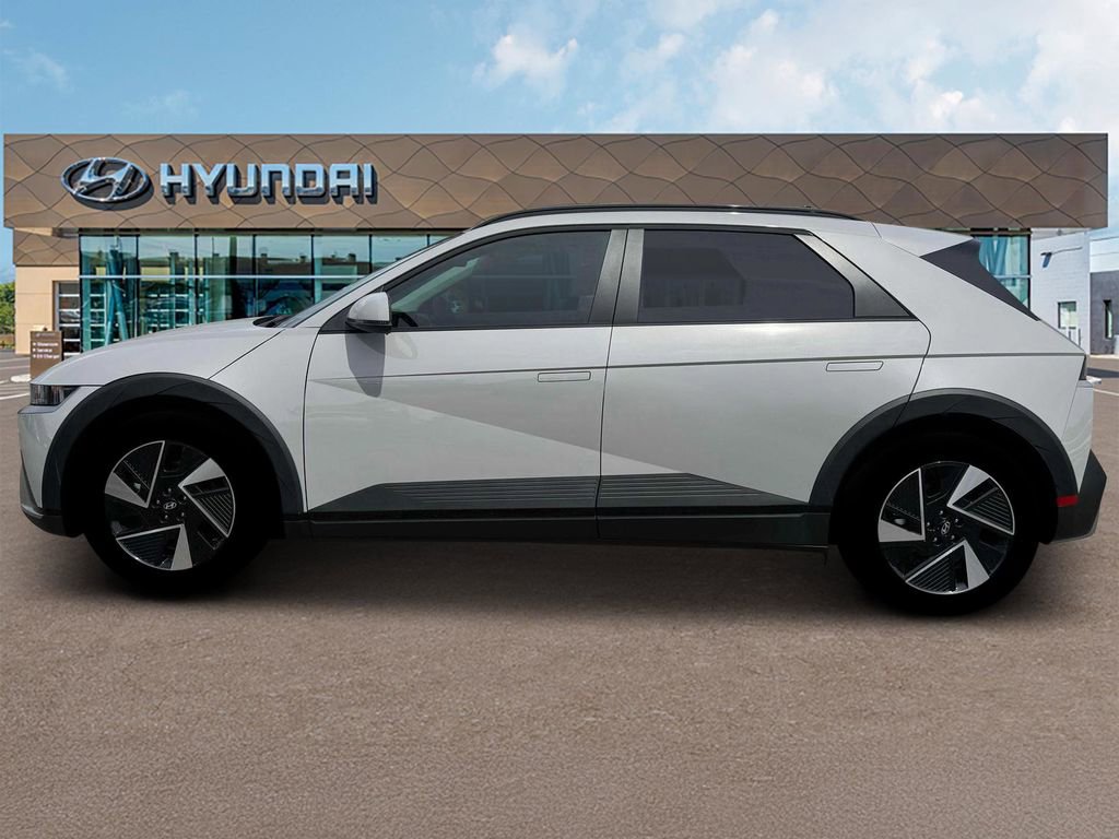 New 2025 Hyundai Ioniq 5 SEL image 3