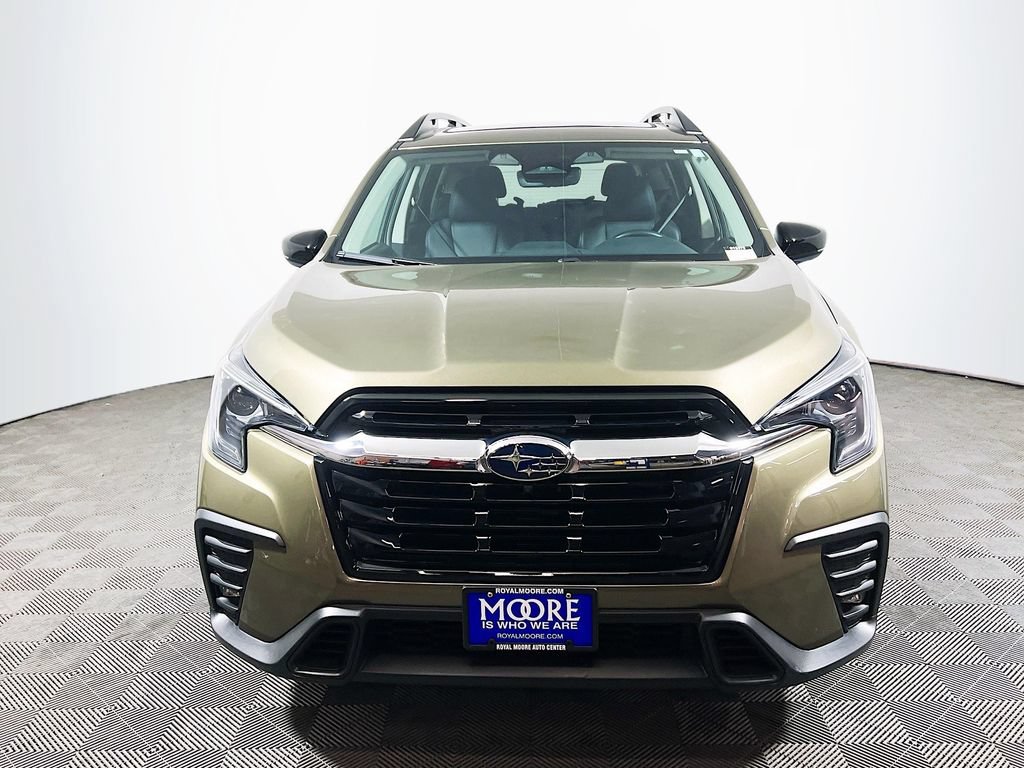 Used 2024 Subaru Ascent Limited w/ Technology Package AWD/4WD image 2