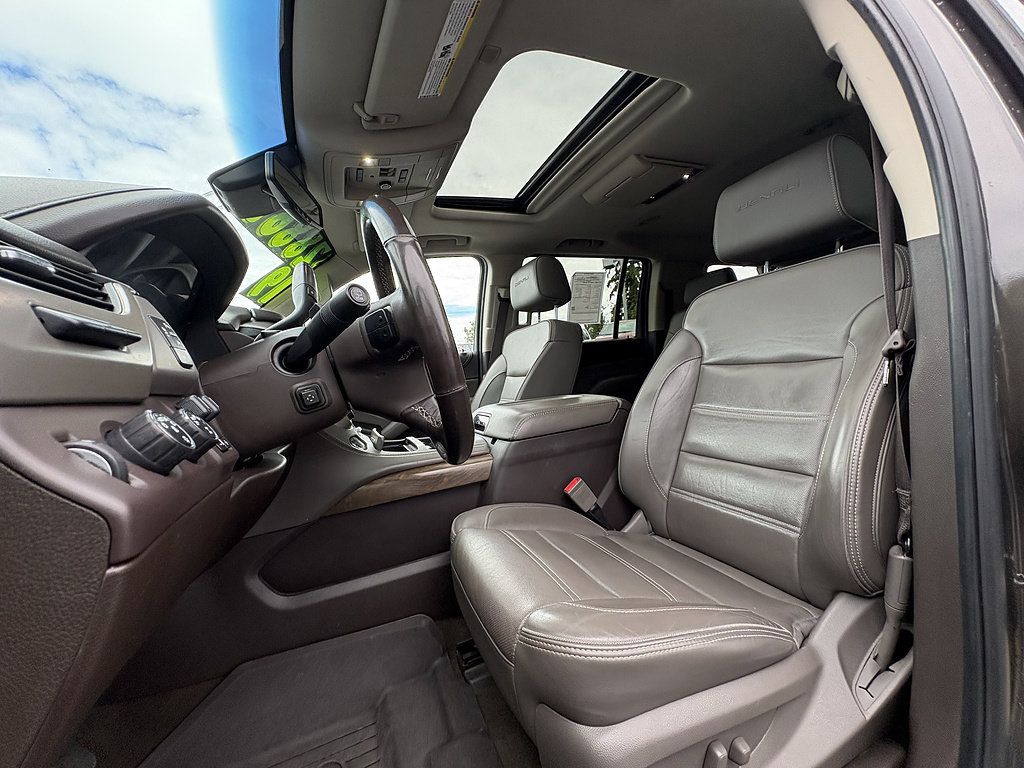 Used 2019 GMC Yukon XL Denali w/ Open Road Package AWD/4WD image 19