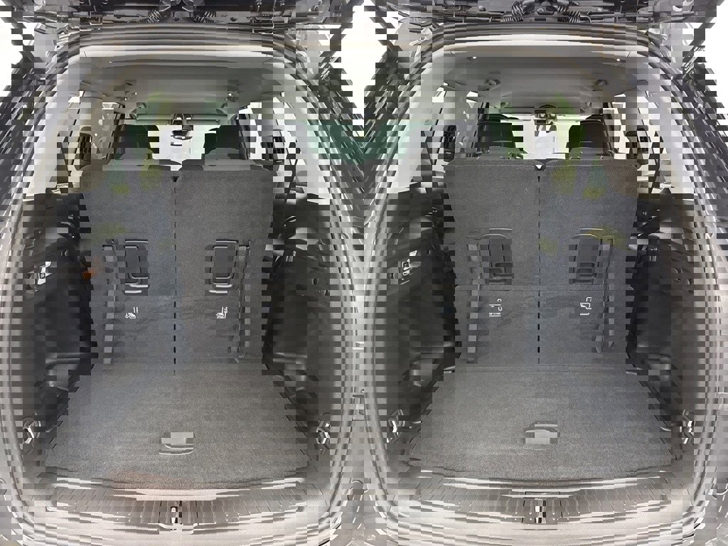 Used 2022 Jeep Grand Cherokee L Laredo w/ Luxury Tech Group I image 25