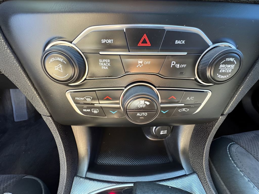 Used 2016 Dodge Charger R/T image 22
