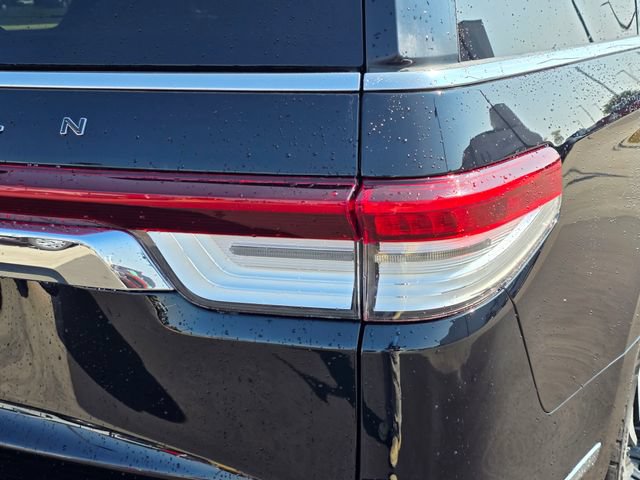 Used 2023 Lincoln Navigator L Black Label AWD/4WD image 10