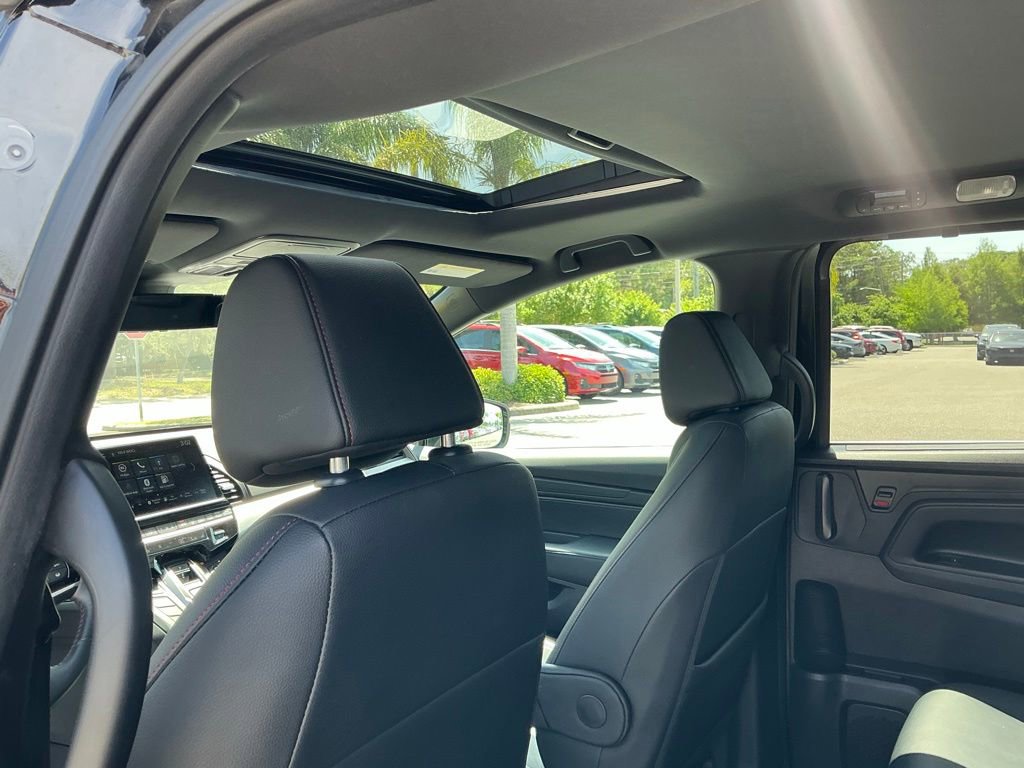 Certified 2025 Honda Odyssey Sport-L image 23