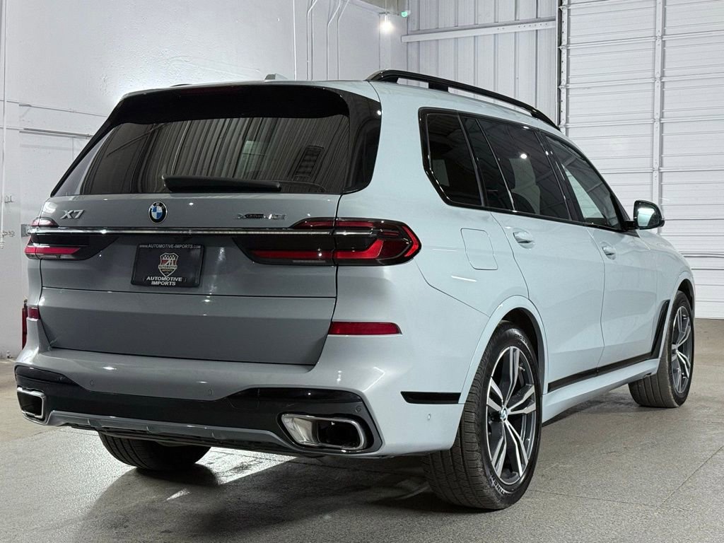 Used 2023 BMW X7 xDrive40i w/ M Sport Package image 8