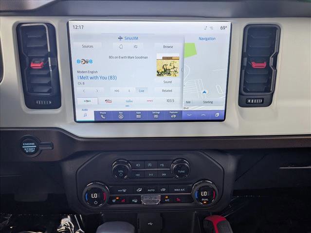Used 2024 Ford Bronco Heritage Edition AWD/4WD image 15