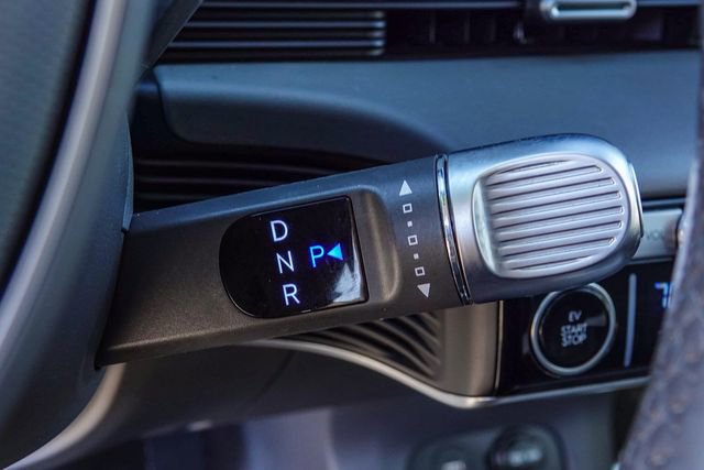 Used 2024 Hyundai Ioniq 5 SEL image 19