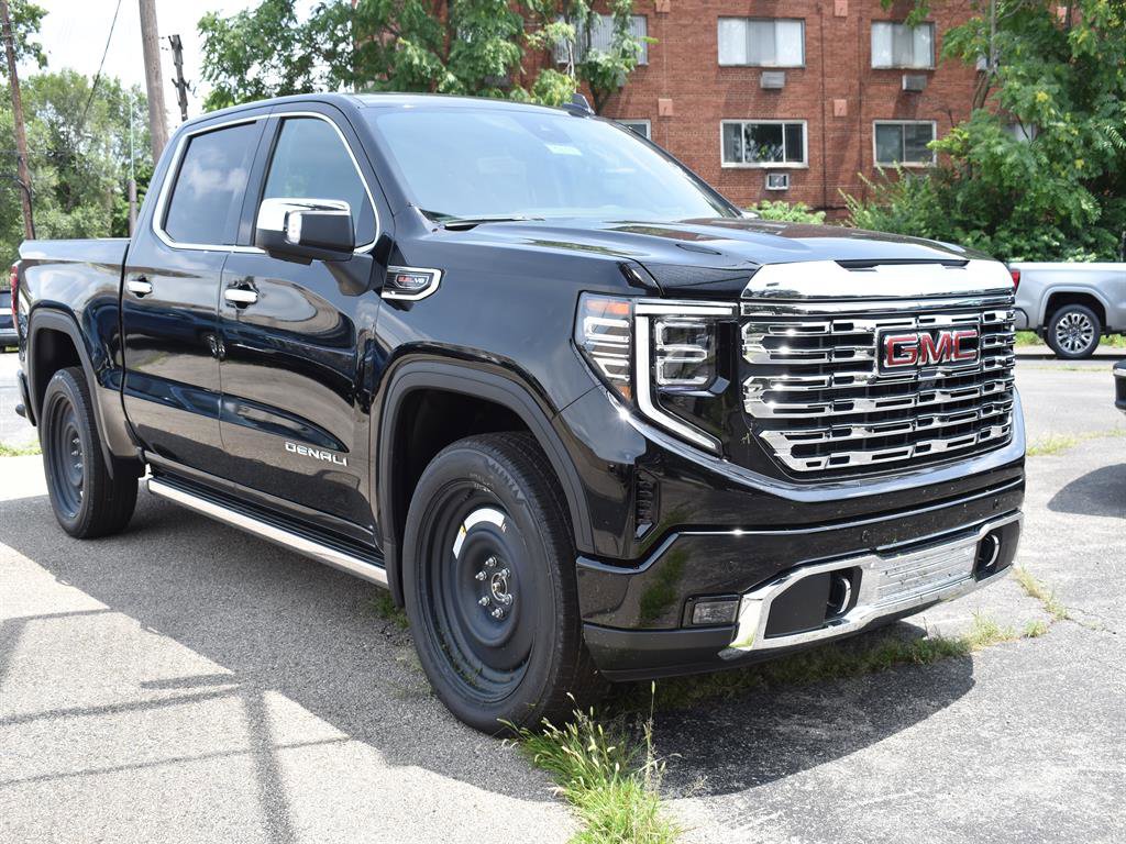 New 2025 GMC Sierra 1500 Denali image 3