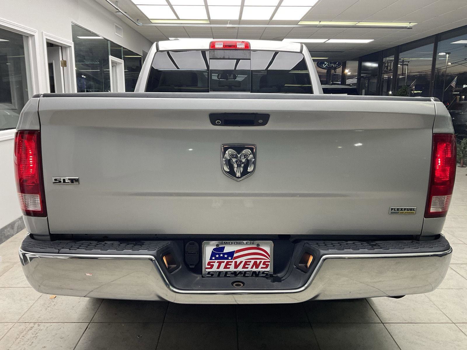 Used 2016 RAM 1500 Classic SLT image 6