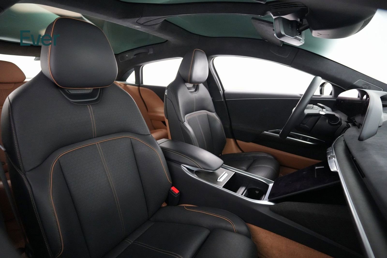 Used 2023 Lucid Air Grand Touring image 8