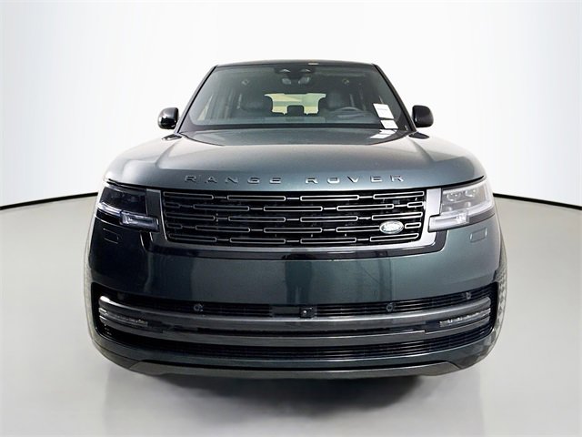 New 2025 Land Rover Range Rover SE image 2