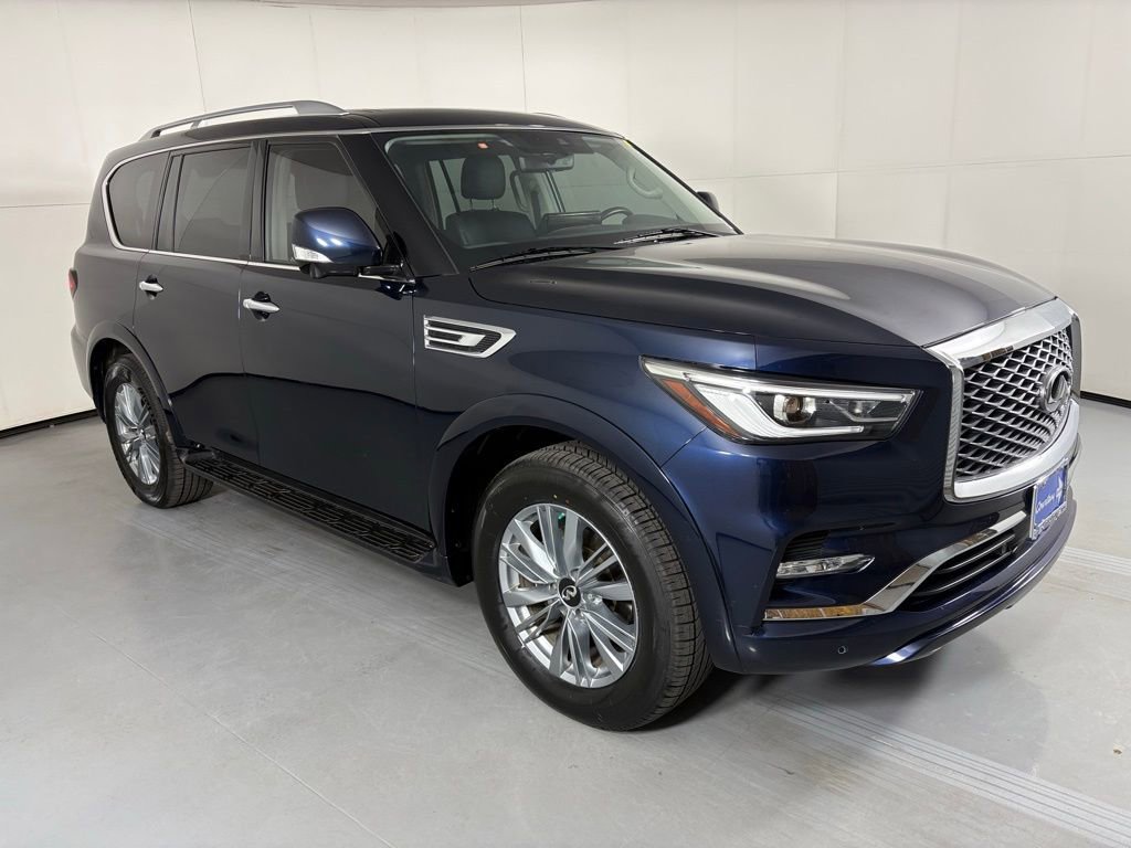 Used 2024 INFINITI QX80 Luxe AWD/4WD image 2
