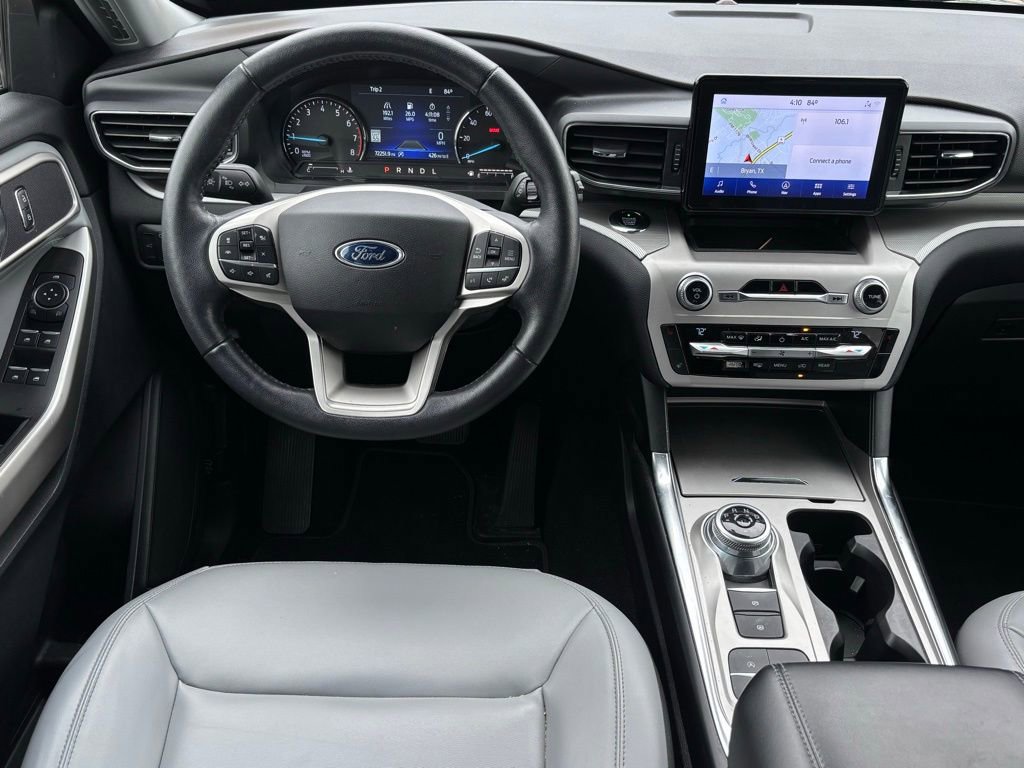 Used 2021 Ford Explorer XLT w/ Equipment Group 202A image 7