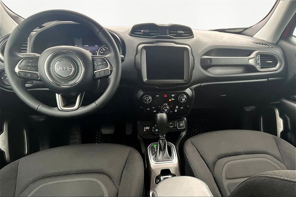 Used 2022 Jeep Renegade Latitude image 16