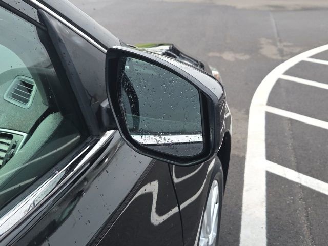 Used 2017 Nissan Sentra S w/ S Style Package image 6