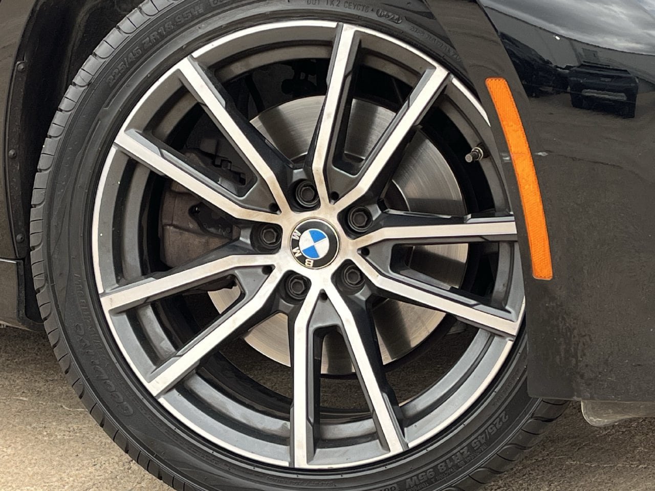 Used 2020 BMW 330i xDrive Sedan w/ Convenience Package AWD/4WD image 28