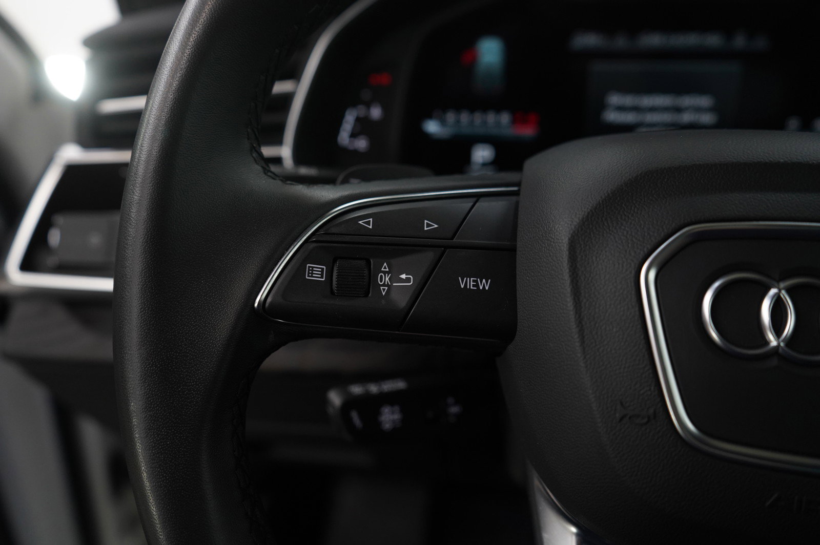 Used 2023 Audi Q7 3.0T Premium Plus image 19