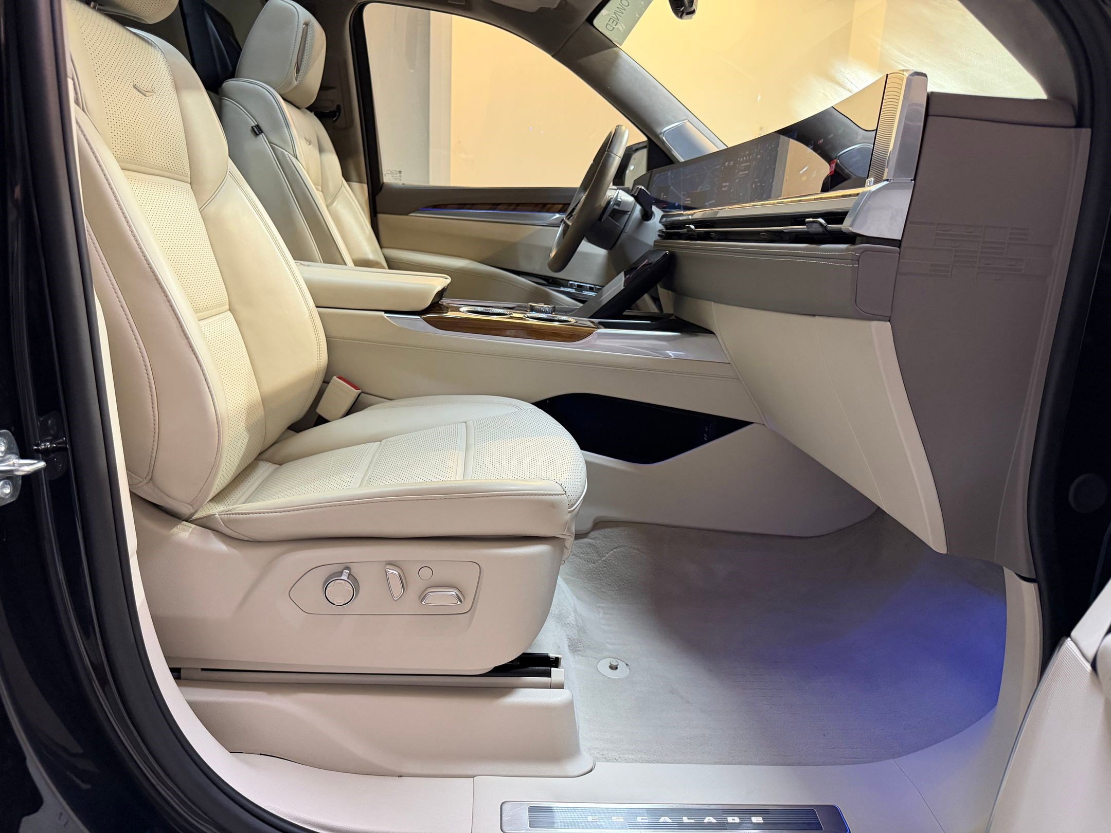 Certified 2025 Cadillac Escalade Sport Platinum image 62