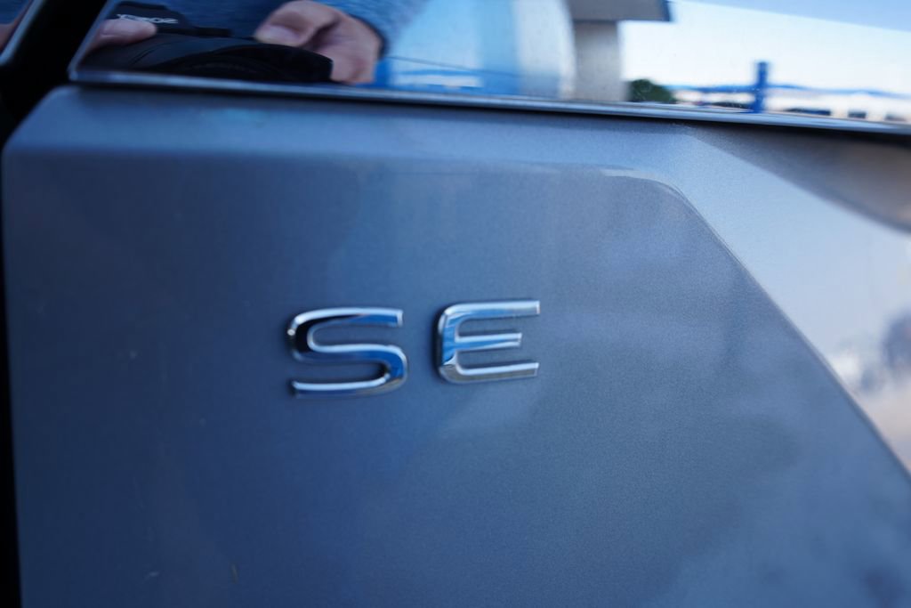 Used 2025 Volkswagen Atlas SE image 6