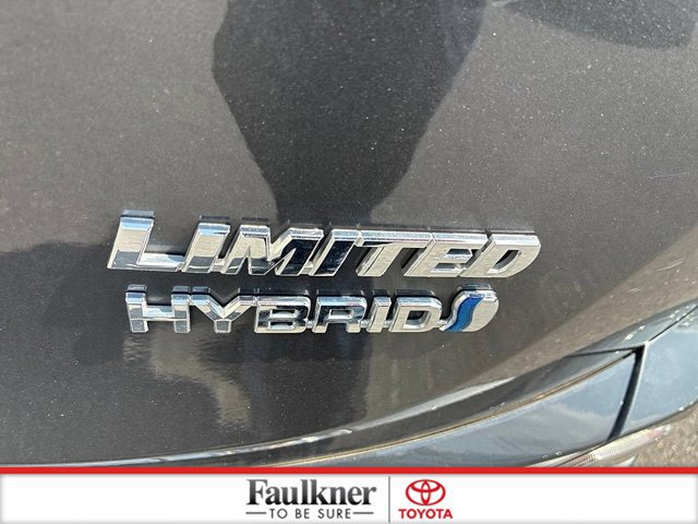Certified 2018 Toyota RAV4 Limited w/ Advanced Technology Package AWD/4WD image 25