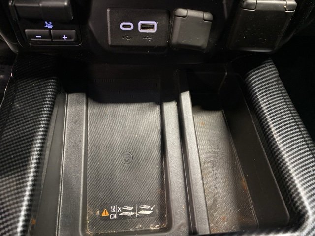 Used 2020 Chevrolet Silverado 3500 LTZ w/ LTZ Premium Package image 27