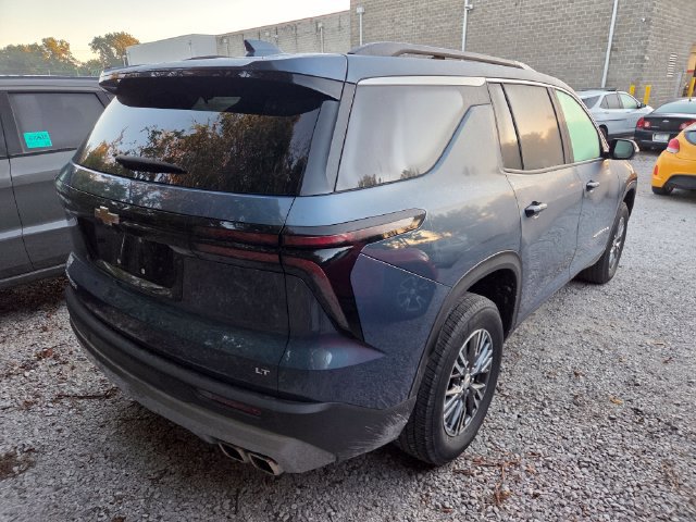 Used 2024 Chevrolet Traverse LT w/ LPO, Floor Liner Package FWD image 5