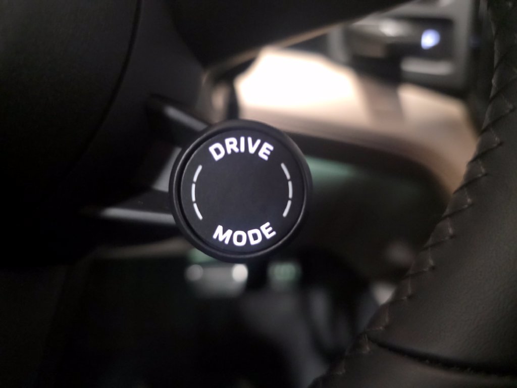 Certified 2026 Porsche Cayenne Electric AWD/4WD image 28